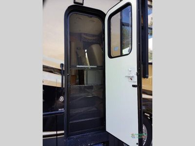 2015 Newmar Canyon Star - Photo 28