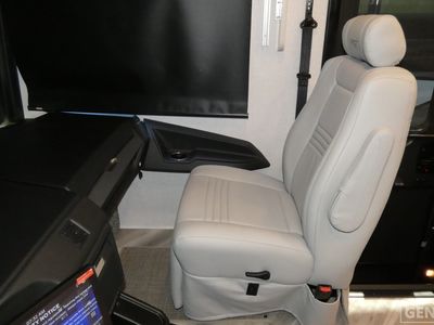 2026 Fleetwood Bounder - Photo 11