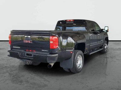 2018 GMC Sierra 3500HD — photo 32 view