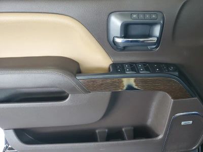 2018 GMC Sierra 3500HD — photo 14 view
