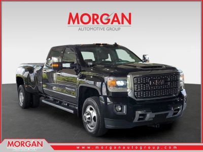 2018 GMC Sierra 3500HD Denali in Onyx Black — front three-quarter view