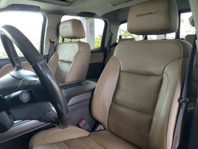 2018 GMC Sierra 3500HD — photo 18 view