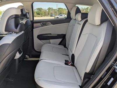 2026 Kia Sportage — photo 17 view