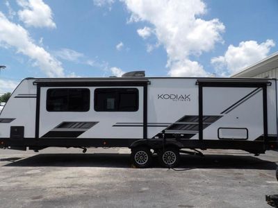 2023 Dutchmen Kodiak Ultimate — photo 7 view