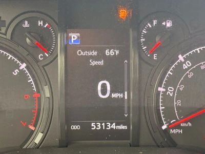 2022 Toyota 4Runner - Photo 3