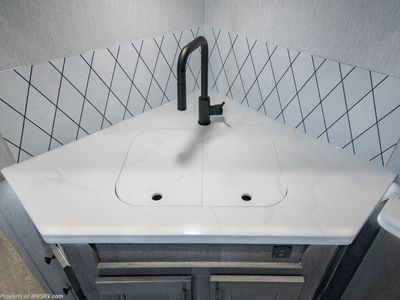 2026 Nexus Ghost - Photo 17