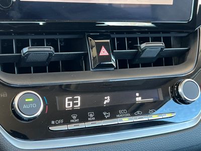 2025 Toyota Corolla - Photo 20