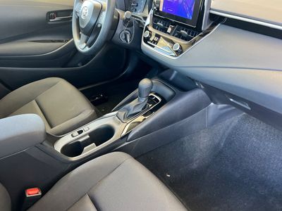 2025 Toyota Corolla - Photo 15