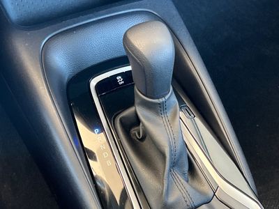 2025 Toyota Corolla - Photo 21