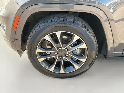 2022 Jeep Grand Cherokee L — photo 46 view
