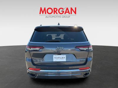 2022 Jeep Grand Cherokee L — detail view