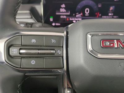 2026 GMC Acadia — photo 33 view