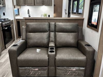 2026 KZRV Durango D326RLT - Photo 32
