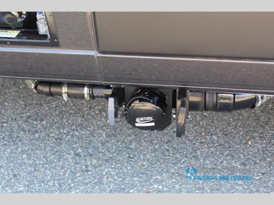 2025 Airstream Rangeline - Photo 21
