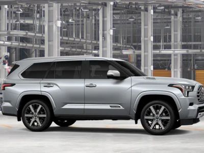 2026 Toyota Sequoia - Photo 15