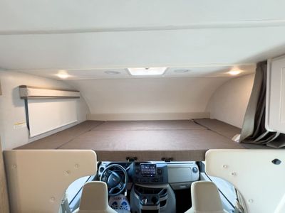 2026 Thor Motor Coach CHATEAU - Photo 4