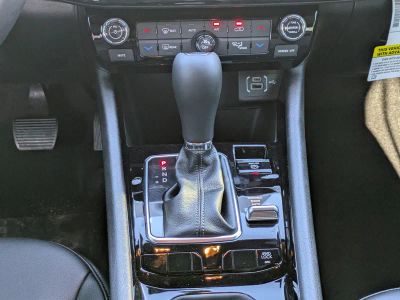 2026 Jeep Compass — photo 17 view