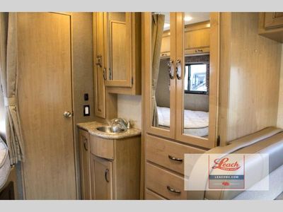 2018 Four Winds Sprinter 24WS — photo 20 view