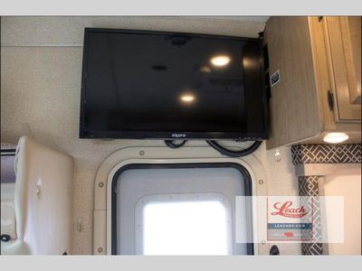 2018 Four Winds Sprinter 24WS — photo 12 view