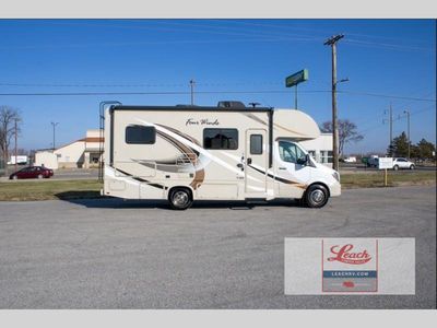 2018 Four Winds Sprinter 24WS — photo 9 view