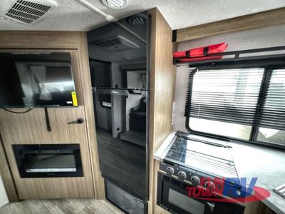 2025 Forest River RV Wildwood X-Lite - Photo 20