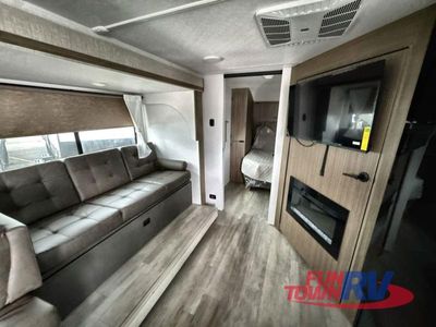 2025 Forest River RV Wildwood X-Lite - Photo 24