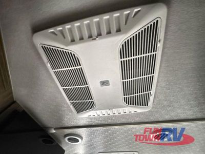 2025 Forest River RV Wildwood X-Lite - Photo 31