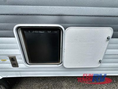 2025 Forest River RV Wildwood X-Lite - Photo 8