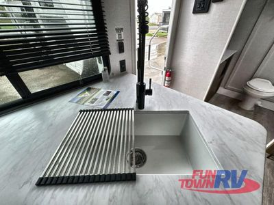 2025 Forest River RV Wildwood X-Lite - Photo 17