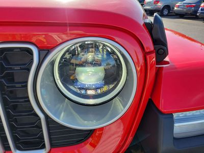 2025 Jeep Wrangler 4xe - Photo 9