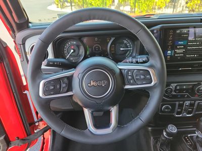 2025 Jeep Wrangler 4xe - Photo 31