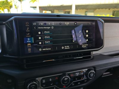 2025 Jeep Wrangler 4xe - Photo 23
