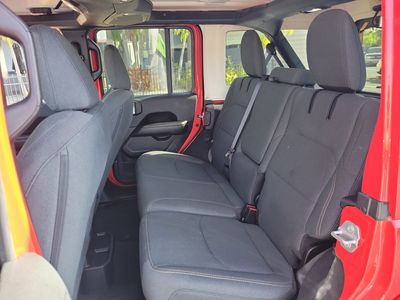 2025 Jeep Wrangler 4xe - Photo 15
