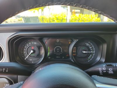 2025 Jeep Wrangler 4xe - Photo 32