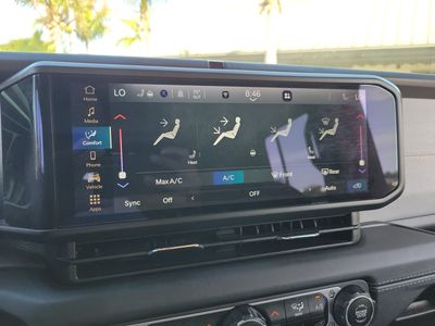 2025 Jeep Wrangler 4xe - Photo 22
