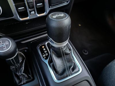 2025 Jeep Wrangler 4xe - Photo 26