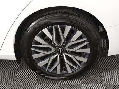 2025 Nissan Altima - Photo 10
