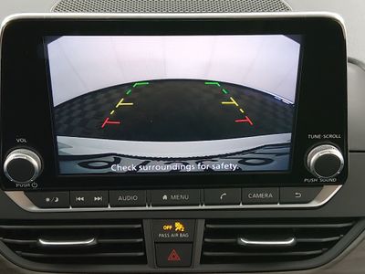 2025 Nissan Altima - Photo 16