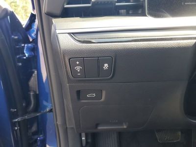 2025 Kia K5 - Photo 9