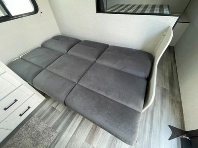 2026 Jayco Jay Flight SLX - Photo 9