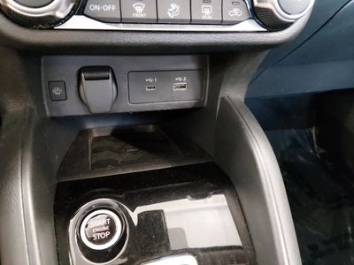 2024 Nissan Versa - Photo 18