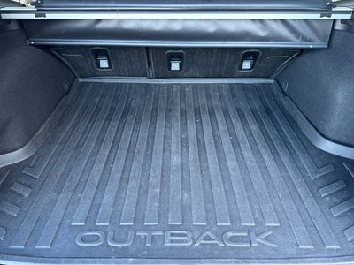 2019 Subaru Outback - Photo 16