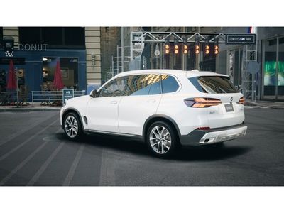 2026 BMW X5 xDrive40i - Photo 2