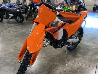 2025 KTM 125 XC - Photo 2