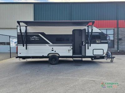 2025 EAST TO WEST Della Terra LE — side profile view