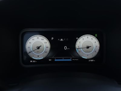 2023 Hyundai Kona — photo 10 view