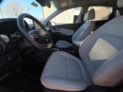 2023 Hyundai Kona — photo 9 view