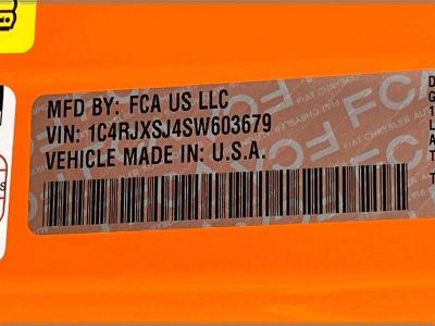2025 Jeep Wrangler — photo 29 view