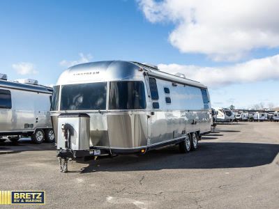 2026 Airstream Classic - Photo 4