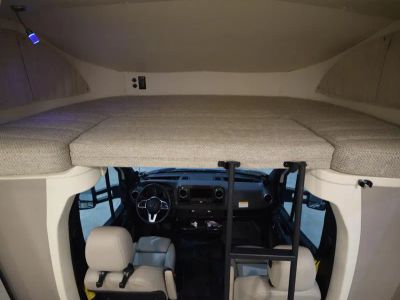 2023 Winnebago VIEW - Photo 4